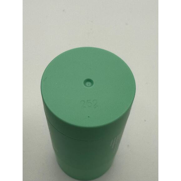 Skin Proud Unplug Pore Detox Clay Mask Stick 35g/1.23oz - Picture 6 of 7